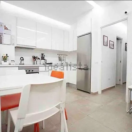 Perfect Location 2Rooms, Dishwasher, New Renovated